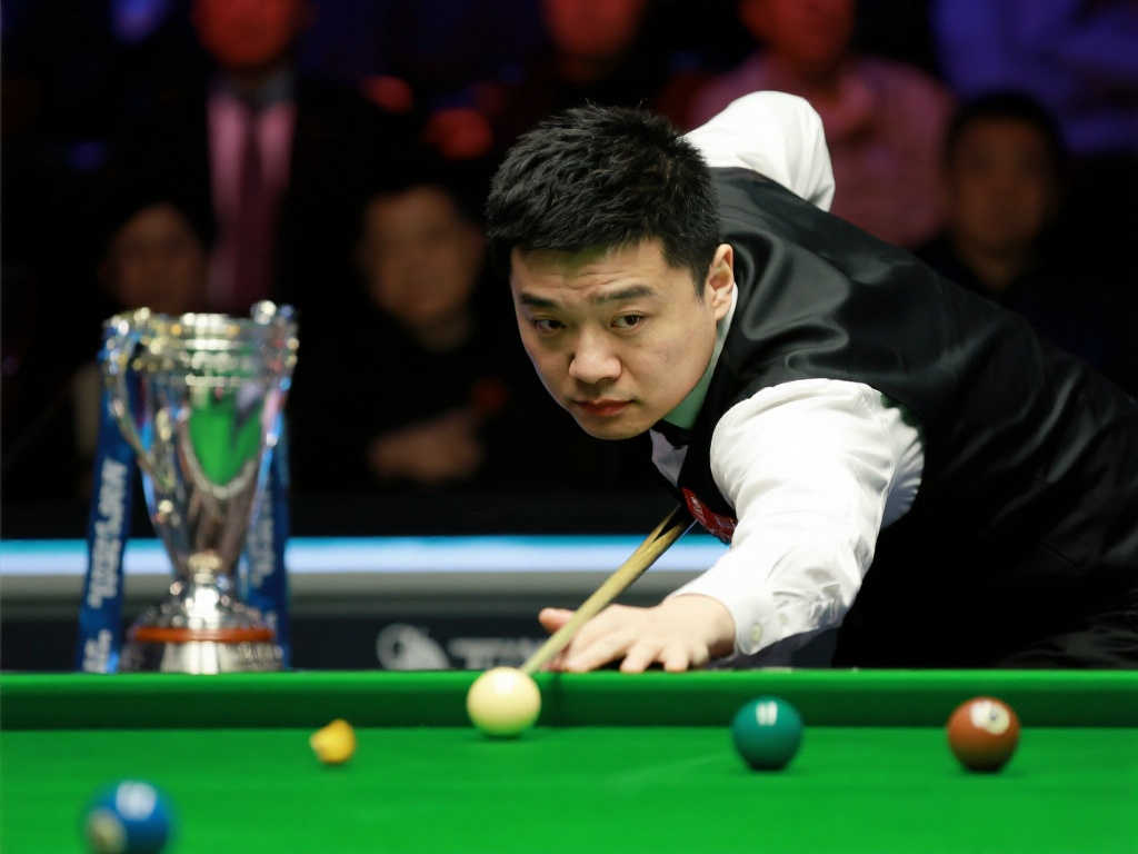 丁俊晖父亲:反思自我比指责他人更重要 丁俊晖父亲:反思自我比指责他人更重要